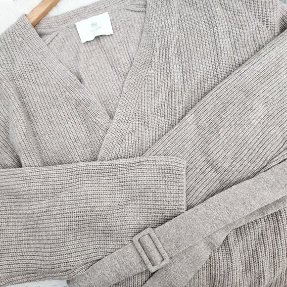 NEW Neiwai V-Neck Loose Fit Wool Belted Cardigan Sweater - Picture 15 of 15